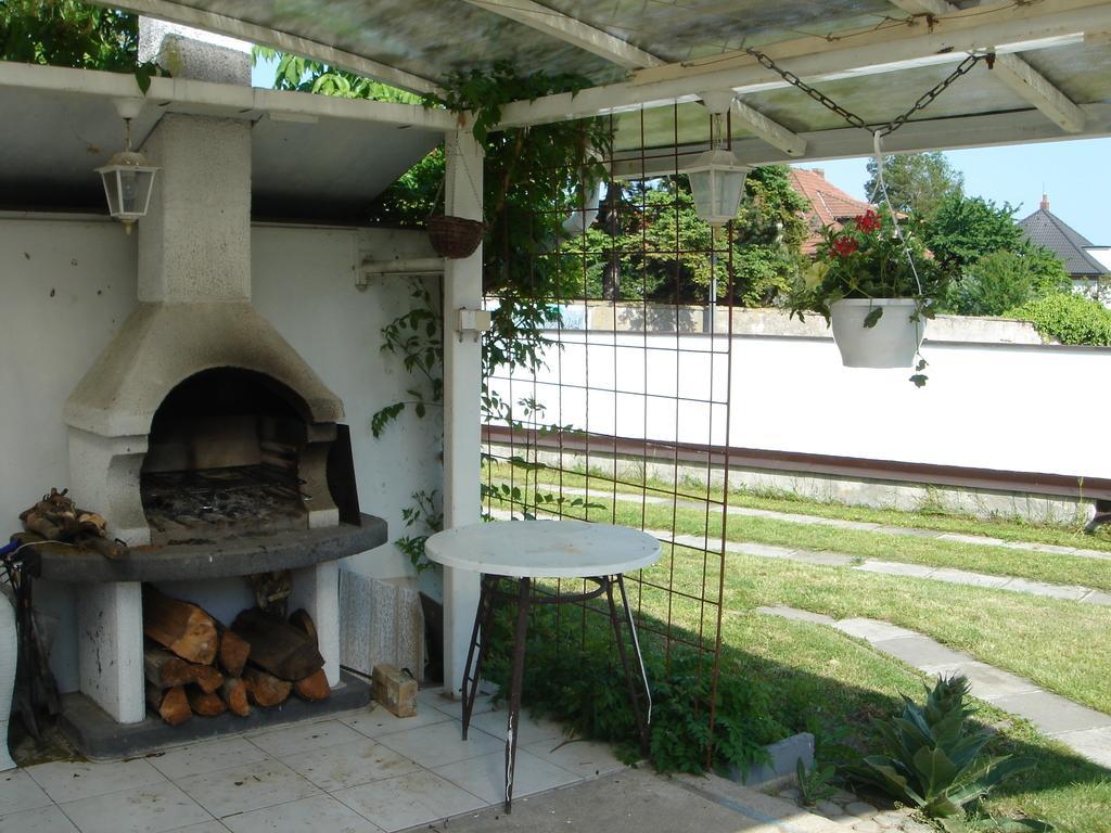 Dum V Podzamci Apartment Melnik Phòng bức ảnh